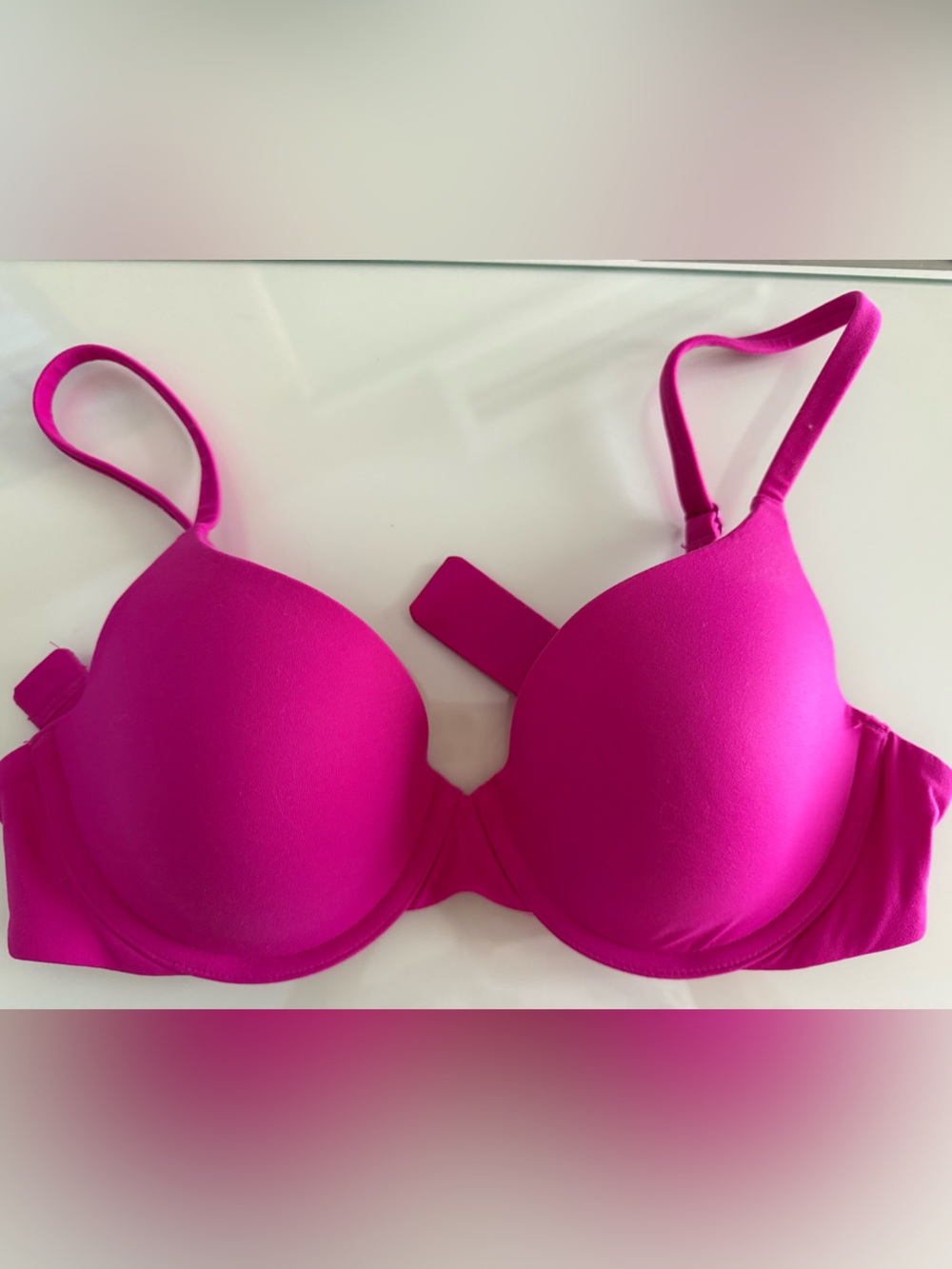 Skims fits everybody t shirt bra💕